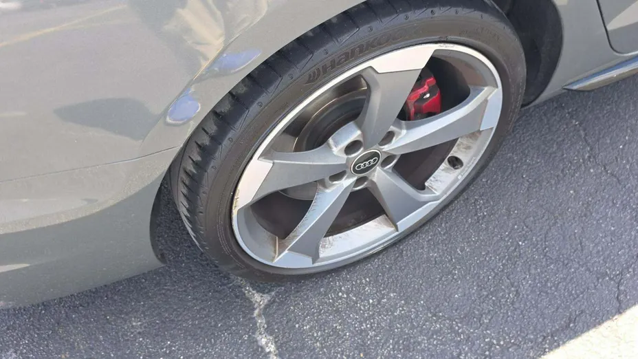 AUDI A4 -