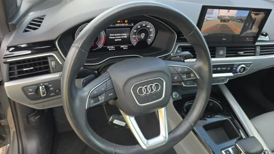 AUDI A4 -