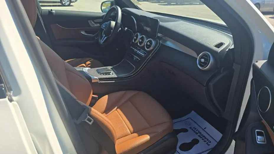 MERCEDES-BENZ GLC -