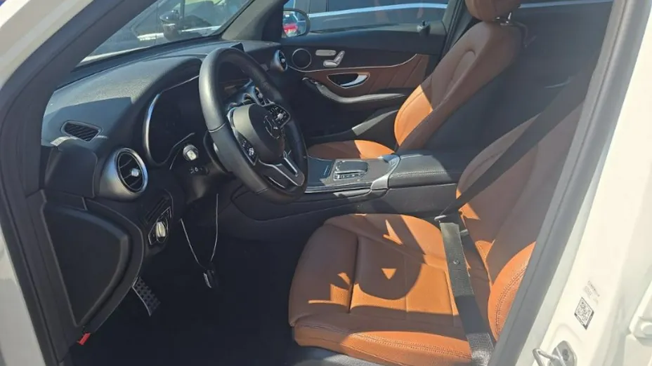 MERCEDES-BENZ GLC -