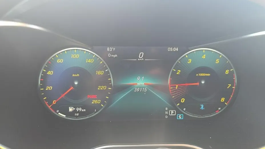 MERCEDES-BENZ GLC -