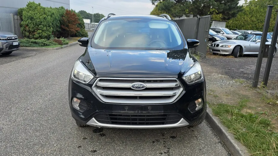 FORD Kuga -