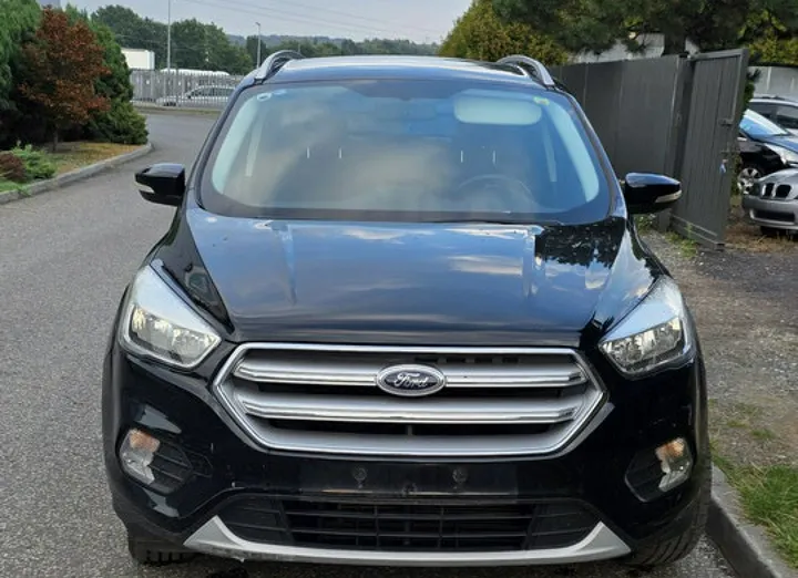 FORD Kuga -