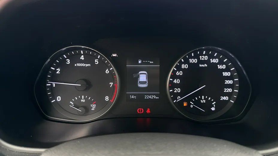 HYUNDAI i30 -