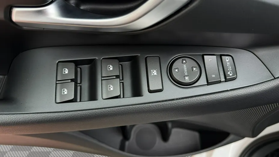 HYUNDAI i30 -