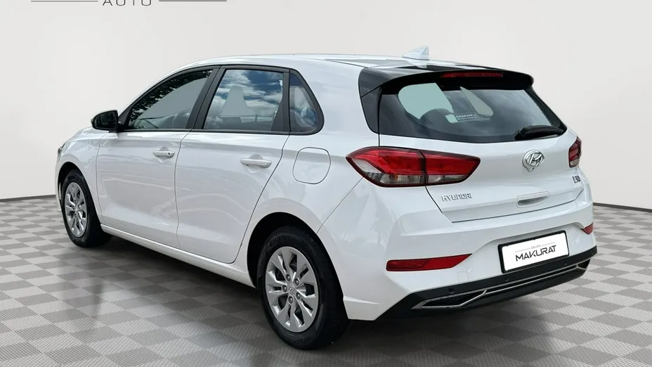 HYUNDAI i30 -