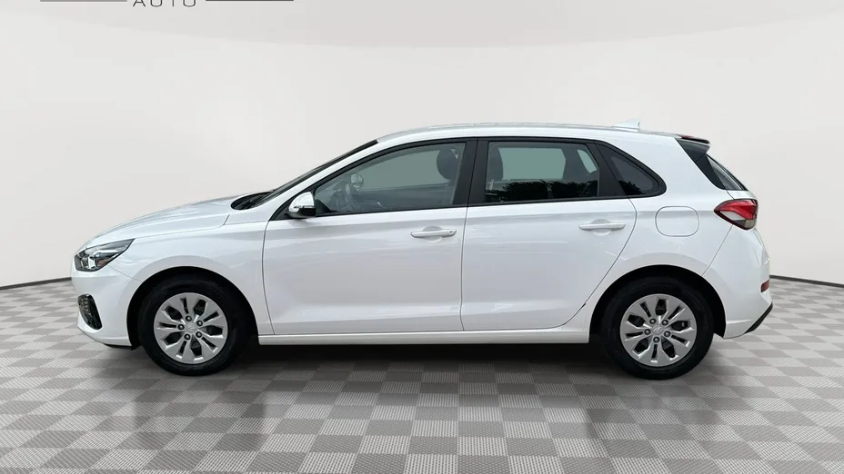 HYUNDAI i30 -