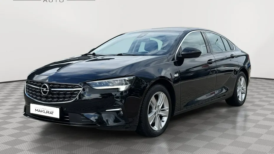 OPEL Insignia -