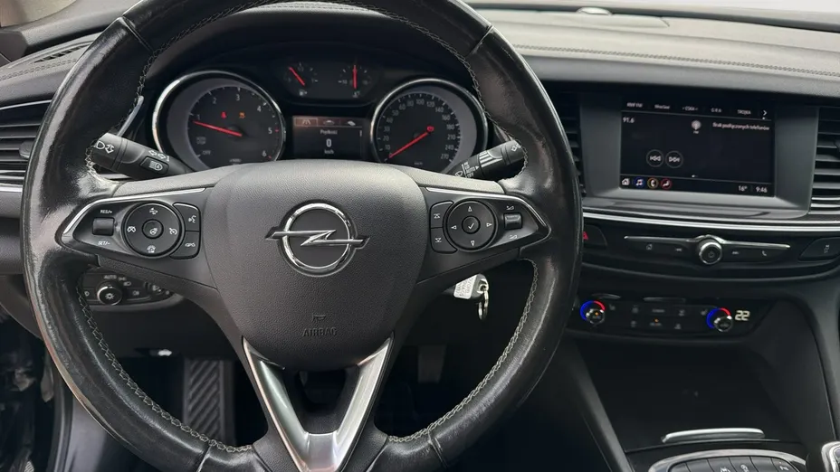OPEL Insignia -