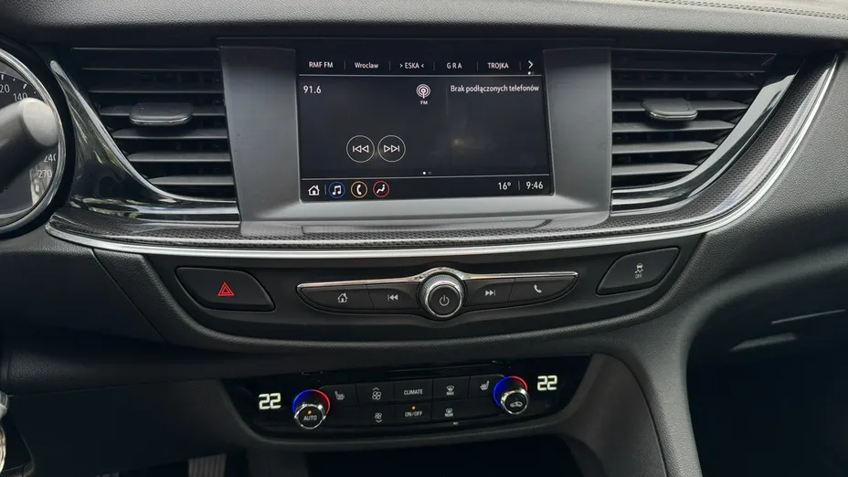 OPEL Insignia -