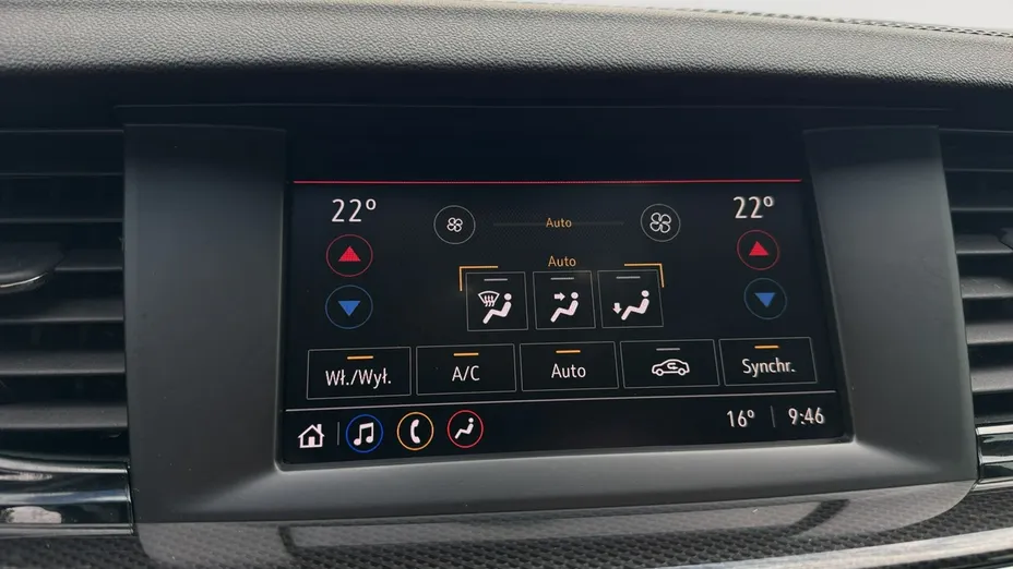 OPEL Insignia -