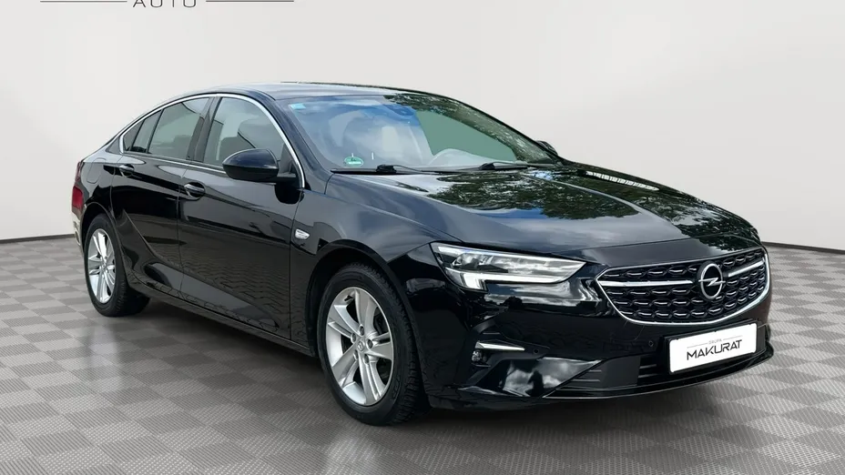 OPEL Insignia -