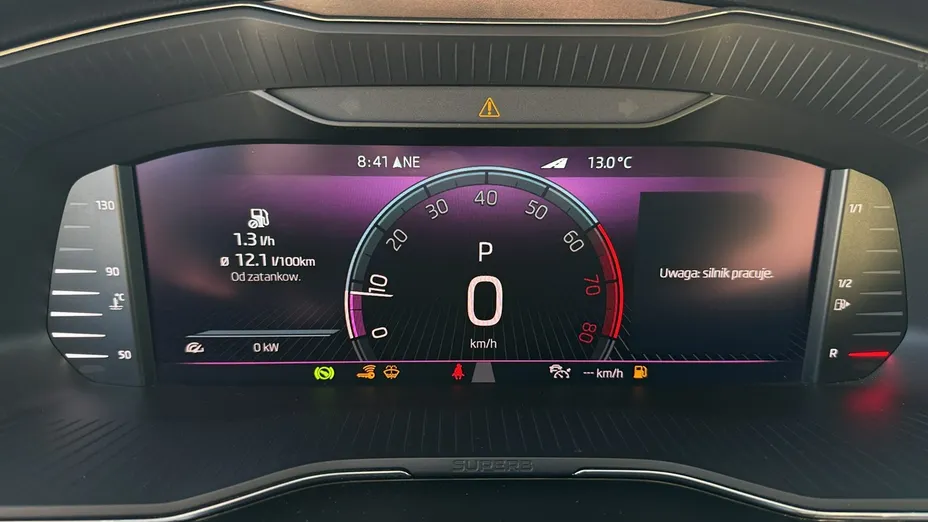 SKODA Superb -