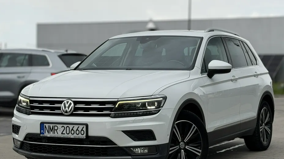VOLKSWAGEN Tiguan -