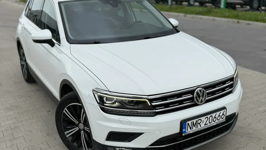 VOLKSWAGEN Tiguan -