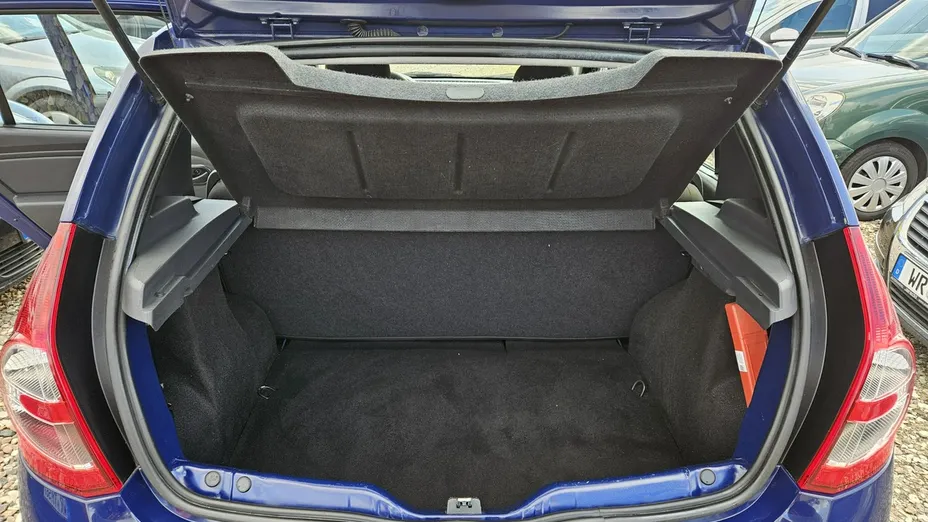DACIA Sandero -