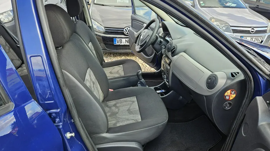 DACIA Sandero -