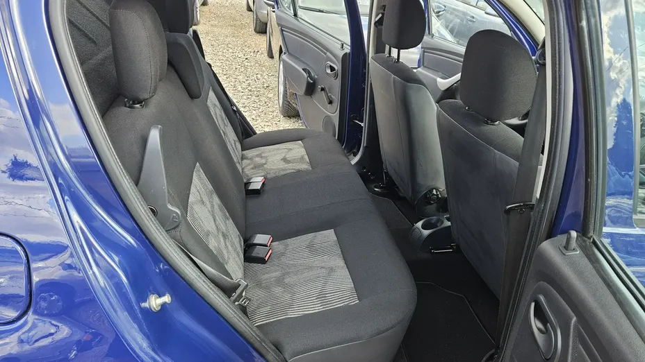 DACIA Sandero -