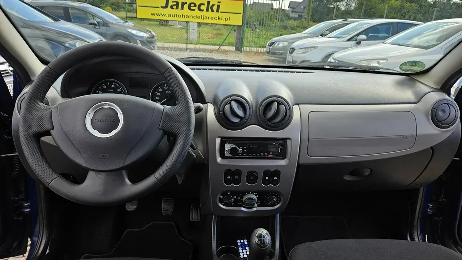 DACIA Sandero -