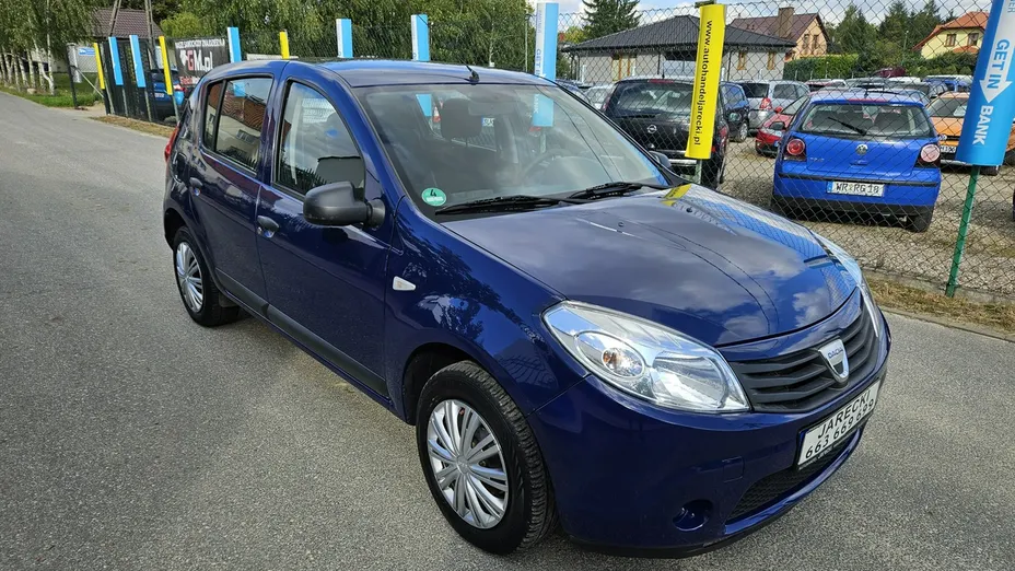 DACIA Sandero -