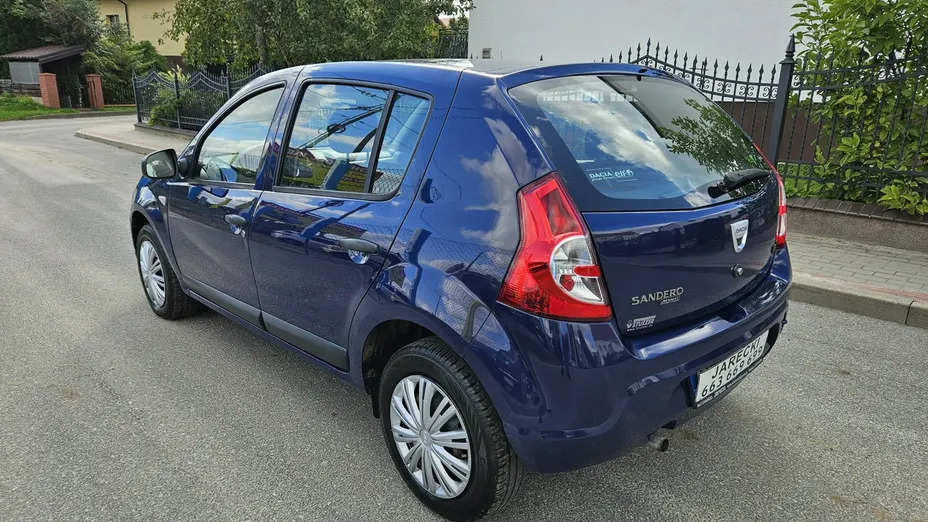 DACIA Sandero -
