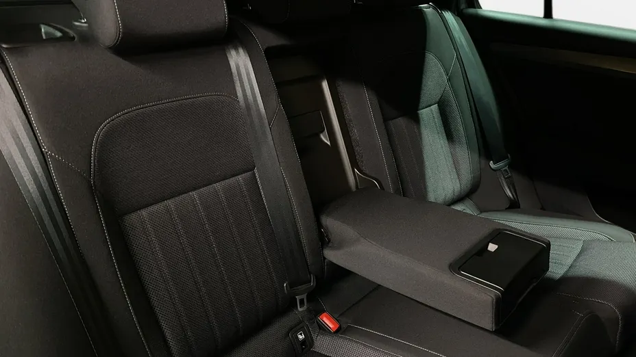 SKODA Superb -