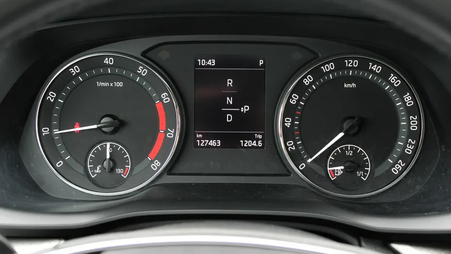 SKODA Octavia -