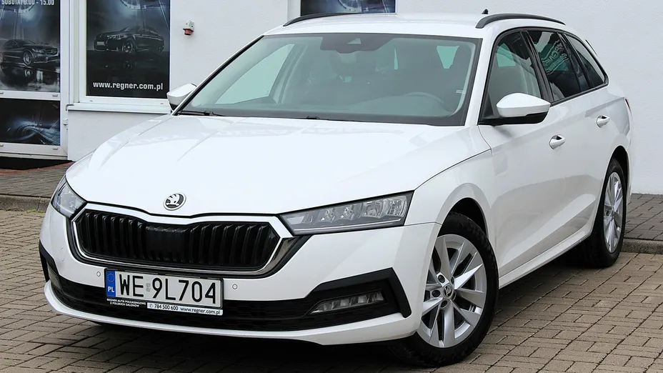 SKODA Octavia -
