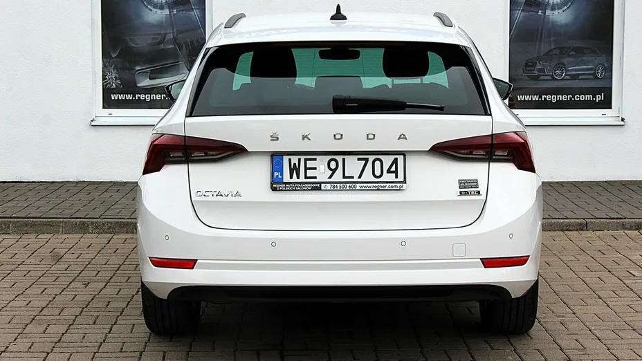SKODA Octavia -