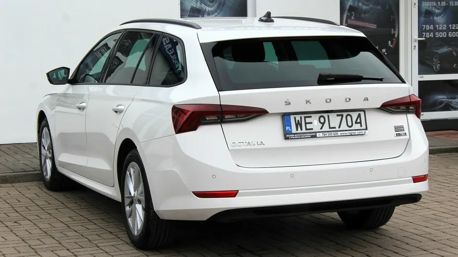 SKODA Octavia -