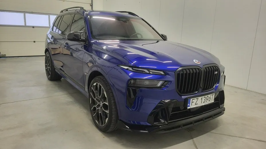 BMW X7 -