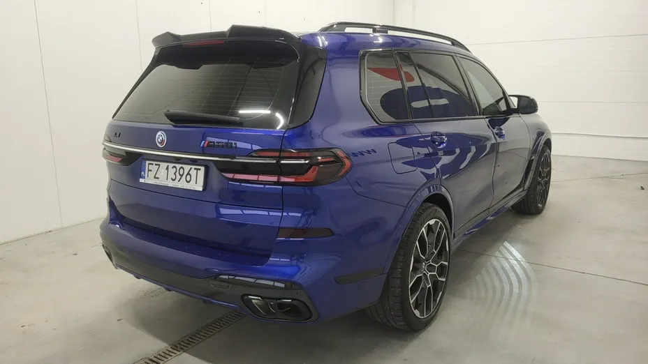 BMW X7 -