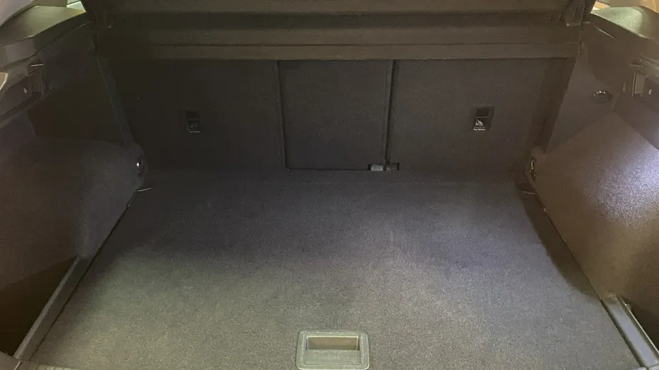 VOLKSWAGEN Tiguan -