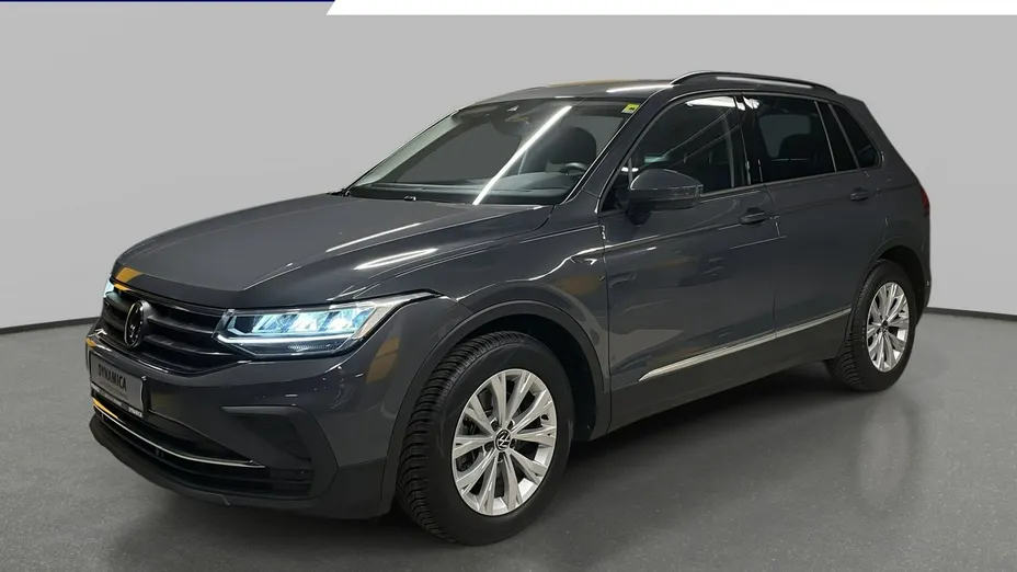 VOLKSWAGEN Tiguan -
