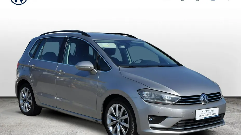 VOLKSWAGEN Golf Sportsvan -