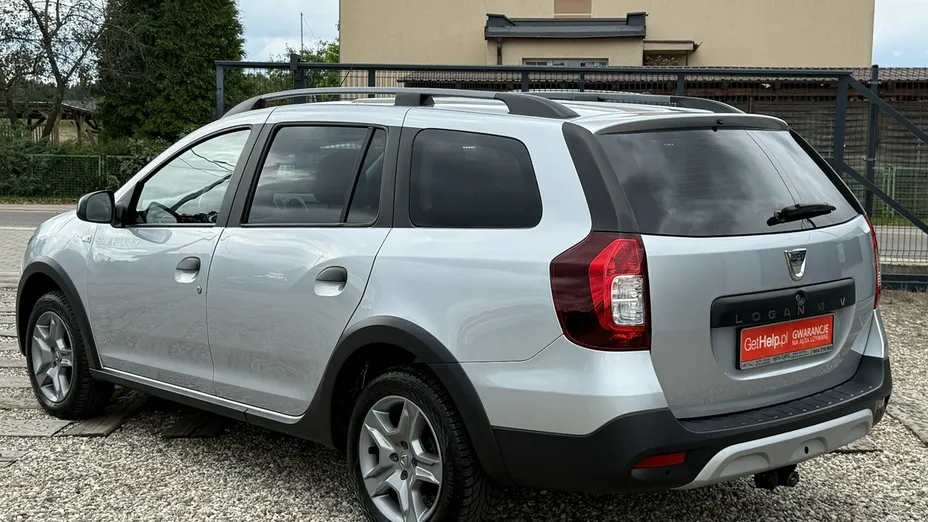 DACIA Logan -