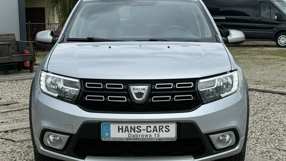DACIA Logan -
