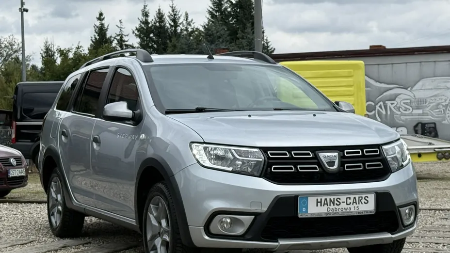 DACIA Logan -