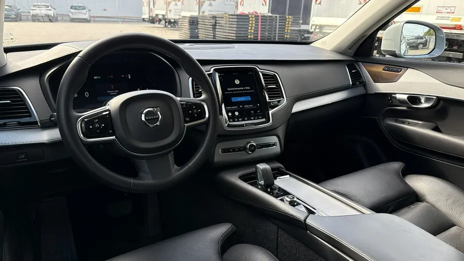 VOLVO XC90 -
