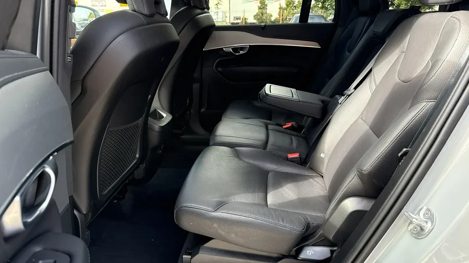 VOLVO XC90 -