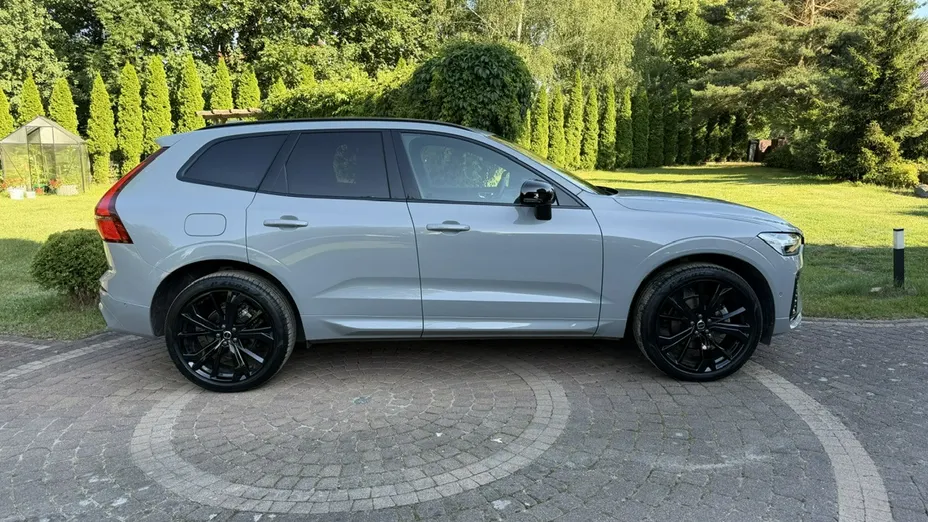 VOLVO XC60 -