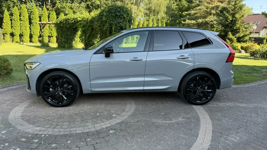 VOLVO XC60 -