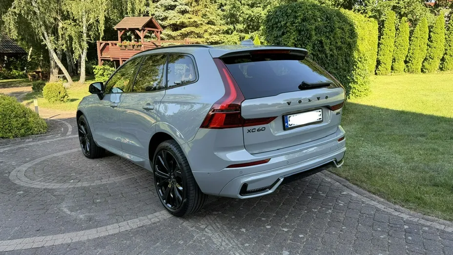 VOLVO XC60 -