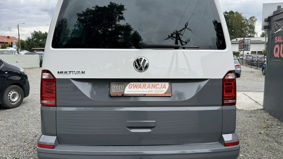VOLKSWAGEN Multivan -