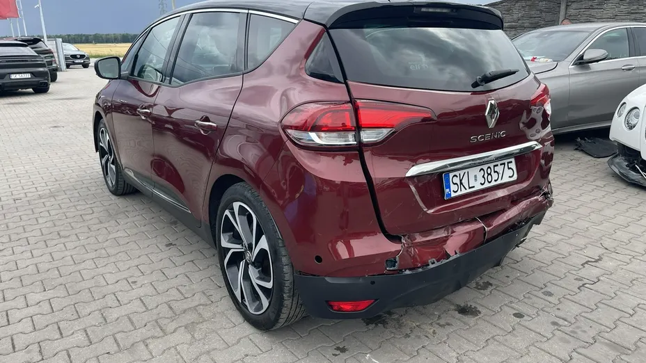 RENAULT Scenic -