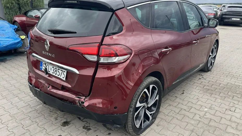 RENAULT Scenic -
