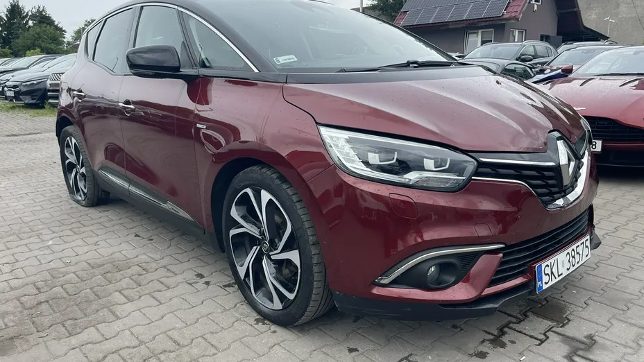 RENAULT Scenic -