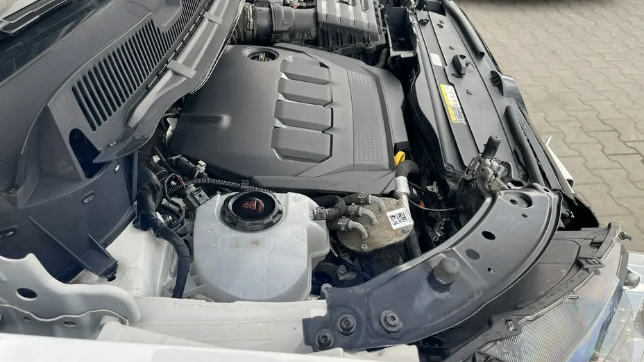 VOLKSWAGEN Caddy -