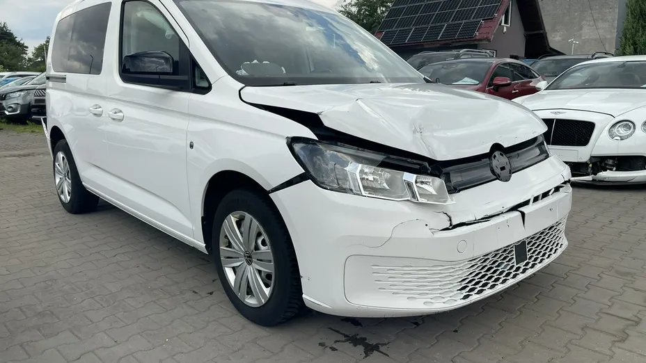 VOLKSWAGEN Caddy -