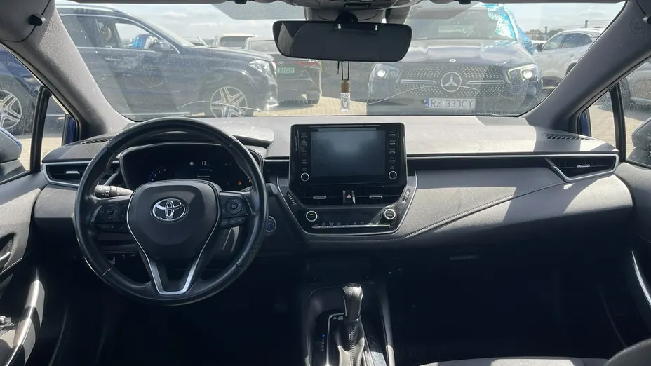 TOYOTA Corolla -